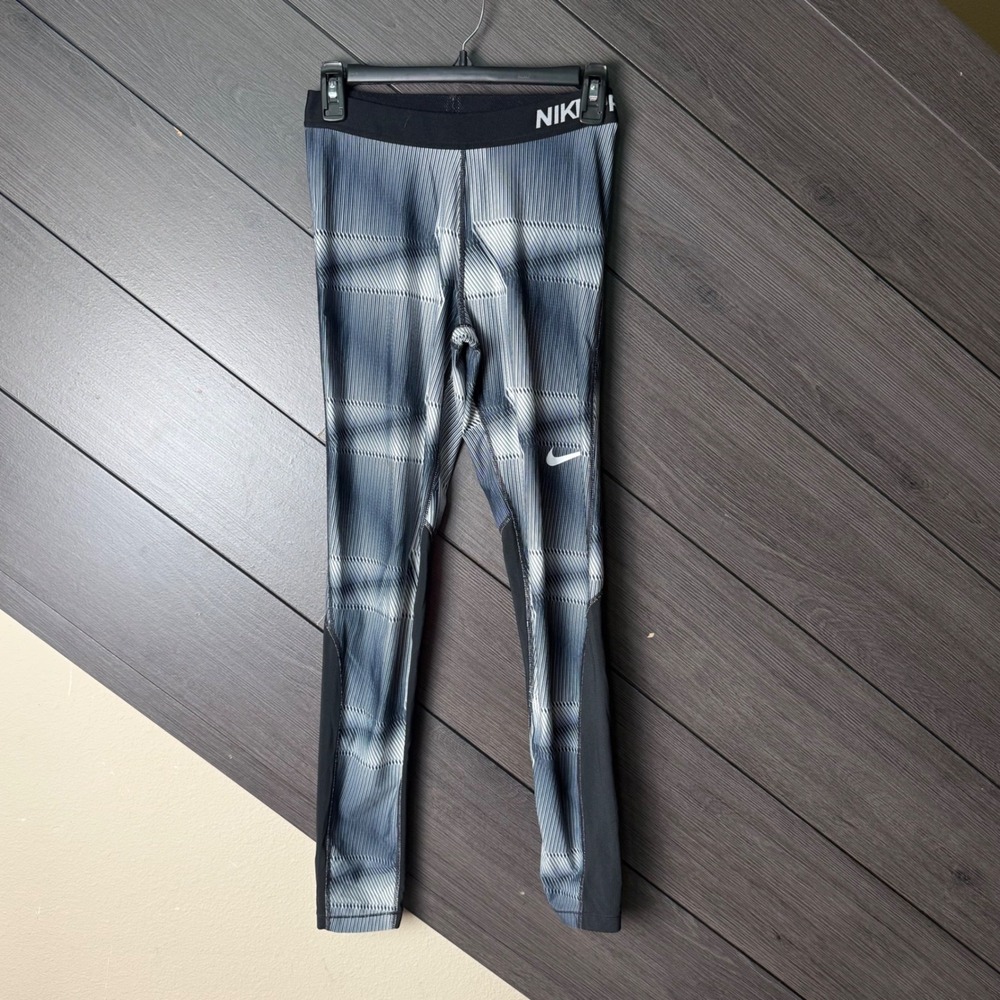 Nike Dri-FIT Women's Printed Compression Leggings Medium Black Gray Training